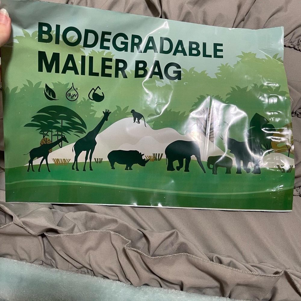 (38) 10X13 Biodegradable Mailer Bag with Animal Design